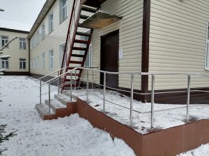 Перила из нержавеющей стали (Тульская обл., пос. Метростроевский, ул. Почтовая, 10)